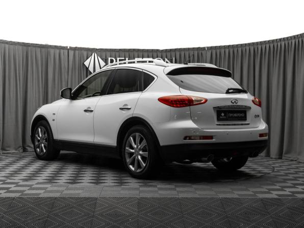 Infiniti QX50 I с пробегом 2014 года, цена 2 170 000 рублей, 98576 км, внедорожник, Автокод Объявления