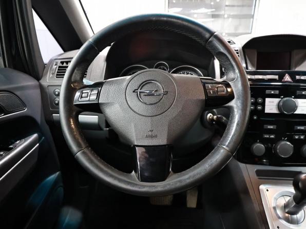 Opel Zafira B Рестайлинг с пробегом 2011 года, цена 795 000 рублей, 184313 км, компактвэн, Автокод Объявления