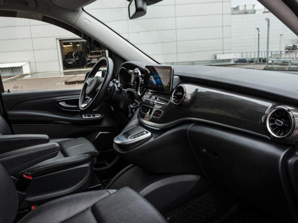 Mercedes-Benz V-Класс III (W447) Рестайлинг с пробегом 2022 года, цена 6 950 000 рублей, 116507 км, минивэн, Автокод Объявления