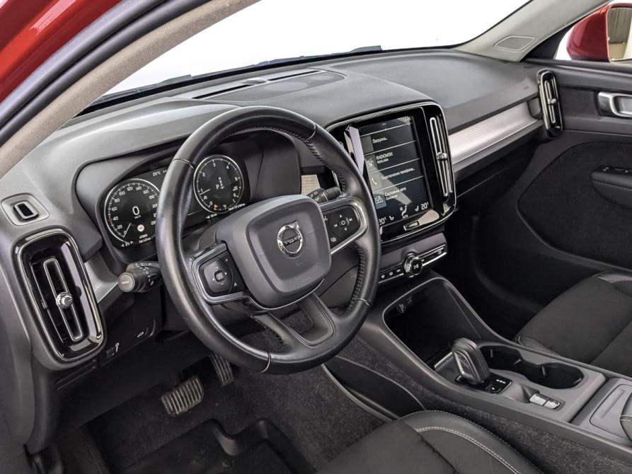 Volvo XC40 I Москва  - изображение 15