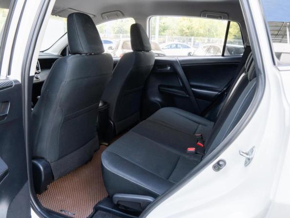 Toyota RAV4 IV (XA40) с пробегом 2015 года, цена 1 790 000 рублей, 207048 км, внедорожник, Автокод Объявления