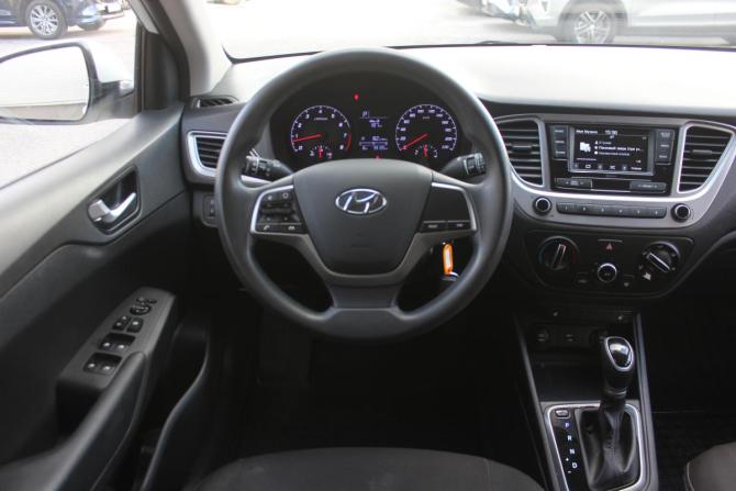 Hyundai Solaris II Рестайлинг с пробегом 2020 года, цена 1 470 000 рублей, 99124 км, седан, Автокод Объявления