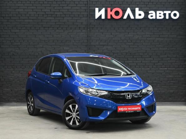 Honda Fit III с пробегом 2016 года, цена 1 100 000 рублей, 96700 км, хэтчбек, Автокод Объявления