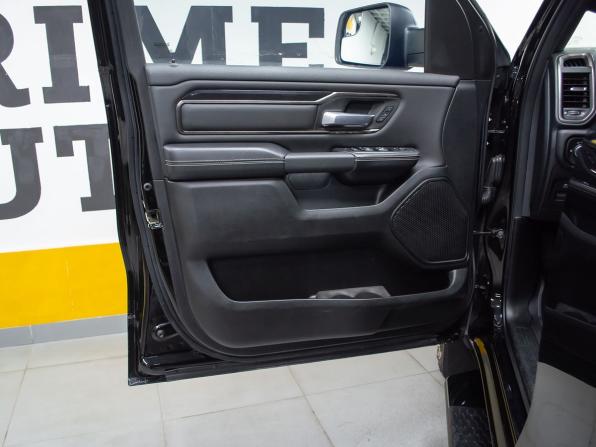 Ram 1500 V с пробегом 2022 года, цена 7 999 000 рублей, 7272 км, offers.body_type.unknown, Автокод Объявления