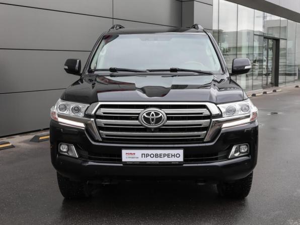 Toyota Land Cruiser 200 Series Рестайлинг 2 с пробегом 2018 года, цена 6 650 000 рублей, 162091 км, внедорожник, Автокод Объявления