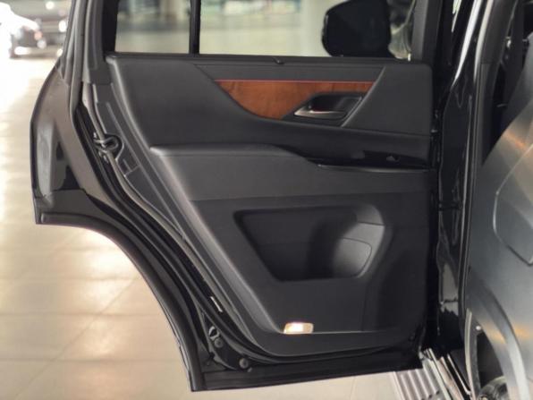 Lexus LX IV с пробегом 2024 года, цена 12 990 000 рублей, 66759 км, внедорожник, Автокод Объявления