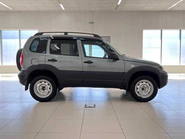 Chevrolet Niva I Рестайлинг с пробегом 2019 года, цена 830 000 рублей, 100095 км, внедорожник, Автокод Объявления