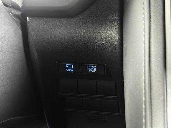 Toyota Land Cruiser 300 Series с пробегом 2025 года, цена 14 550 000 рублей, 9331 км, внедорожник, Автокод Объявления