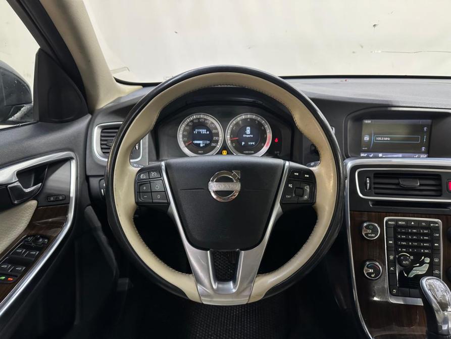 Volvo S60 II Санкт-Петербург  - изображение 13
