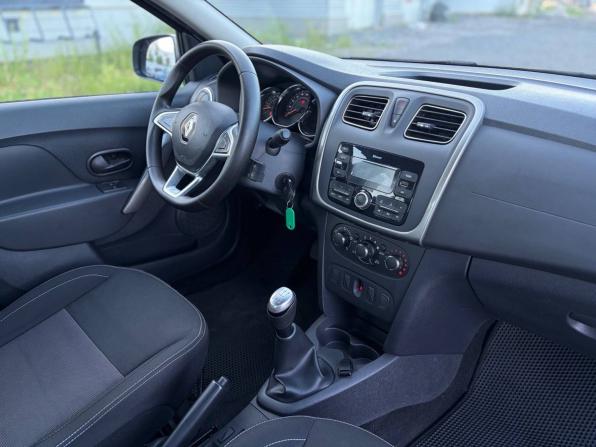 Renault Logan II Рестайлинг с пробегом 2021 года, цена 1 095 000 рублей, 134924 км, седан, Автокод Объявления