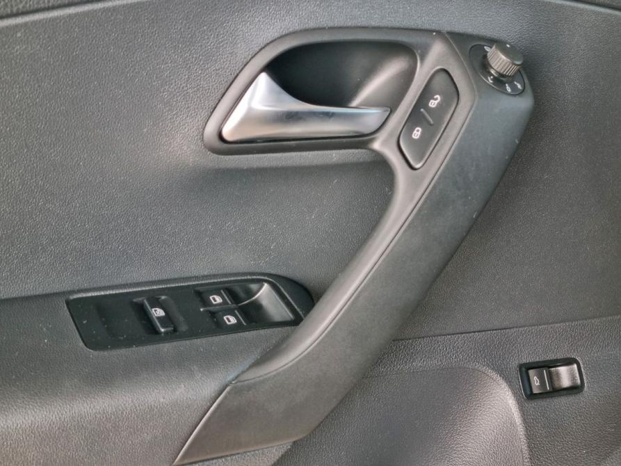 Volkswagen Polo V Рестайлинг Петрозаводск  - изображение 22