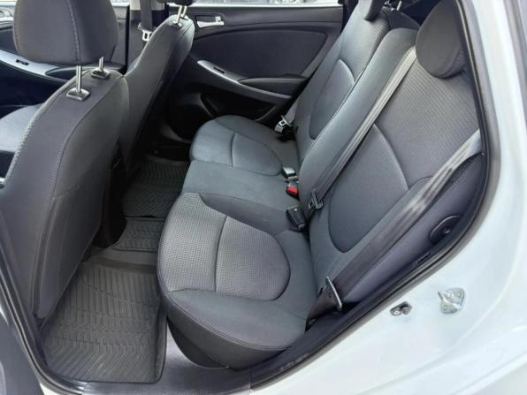 Hyundai Solaris I Рестайлинг с пробегом 2014 года, цена 1 090 000 рублей, 72761 км, хэтчбек, Автокод Объявления