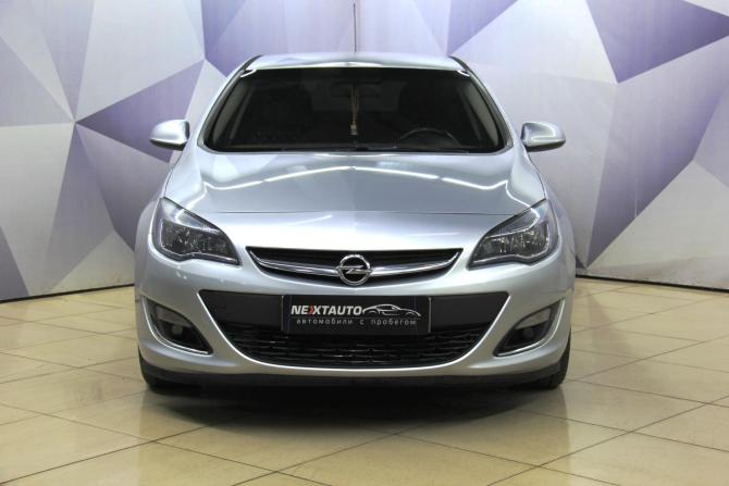 Opel Astra J Рестайлинг с пробегом 2014 года, цена 798 800 рублей, 224683 км, седан, Автокод Объявления