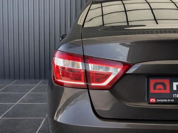 Lada (ВАЗ) Vesta I с пробегом 2018 года, цена 817 000 рублей, 154000 км, седан, Автокод Объявления