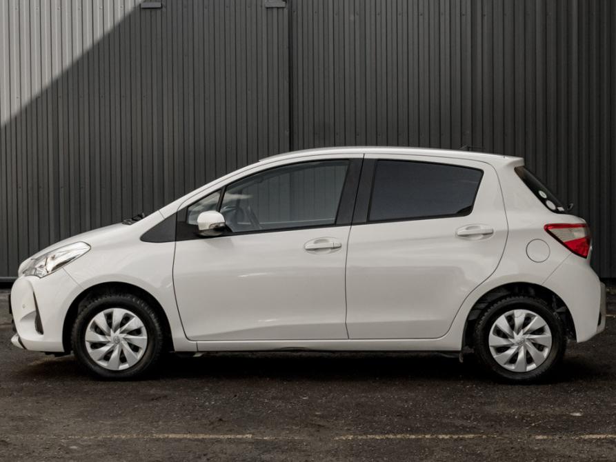 Toyota Vitz III (XP130) Рестайлинг 2 Екатеринбург  - изображение 8