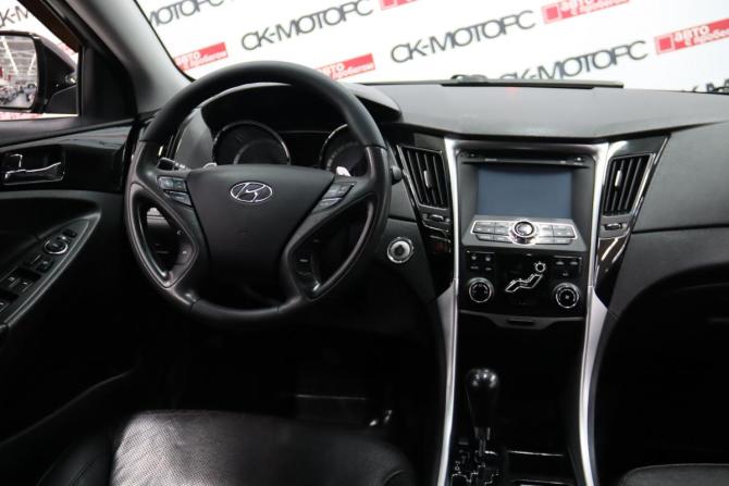 Hyundai Sonata VI (YF) с пробегом 2011 года, цена 945 450 рублей, 150877 км, седан, Автокод Объявления
