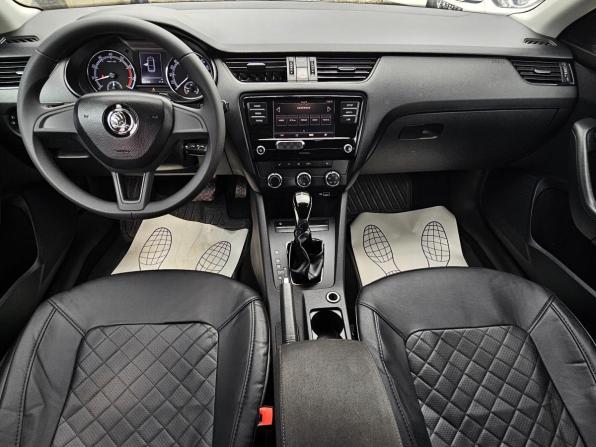 Skoda Octavia III (A7) Рестайлинг с пробегом 2019 года, цена 1 080 000 рублей, 167400 км, лифтбек, Автокод Объявления