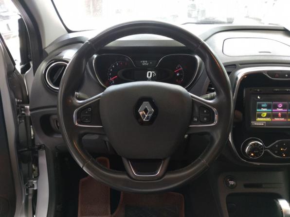 Renault Kaptur I с пробегом 2017 года, цена 1 140 000 рублей, 147845 км, внедорожник, Автокод Объявления