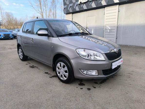 Skoda Fabia II Рестайлинг с пробегом 2013 года, цена 635 000 рублей, 183703 км, хэтчбек, Автокод Объявления