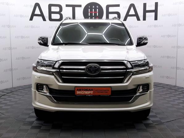 Toyota Land Cruiser 200 Series Рестайлинг 2 с пробегом 2018 года, цена 6 050 000 рублей, 219529 км, внедорожник, Автокод Объявления