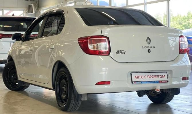 Renault Logan II Рестайлинг с пробегом 2021 года, цена 930 000 рублей, 112500 км, седан, Автокод Объявления