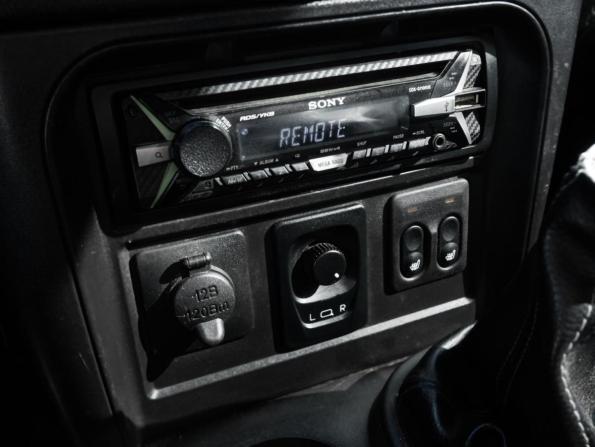 Chevrolet Niva I Рестайлинг с пробегом 2015 года, цена 698 000 рублей, 171355 км, внедорожник, Автокод Объявления