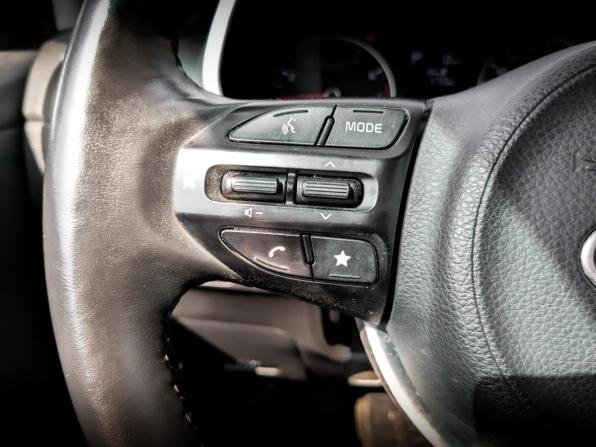 Kia Rio IV Рестайлинг с пробегом 2021 года, цена 1 839 000 рублей, 77299 км, хэтчбек, Автокод Объявления