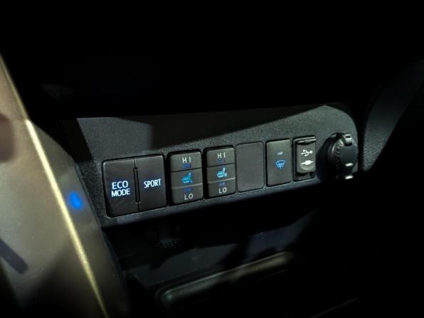 Toyota RAV4 IV (XA40) с пробегом 2013 года, цена 2 100 000 рублей, 85620 км, внедорожник, Автокод Объявления