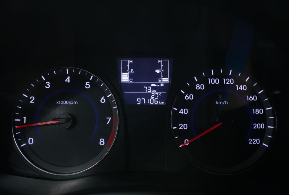 Hyundai Solaris I Рестайлинг Саратов  - изображение 12