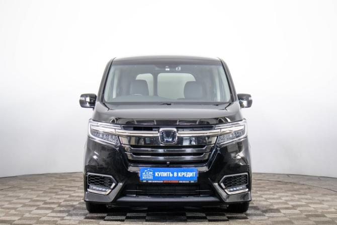 Honda Stepwgn V Рестайлинг с пробегом 2017 года, цена 2 619 000 рублей, 38640 км, минивэн, Автокод Объявления