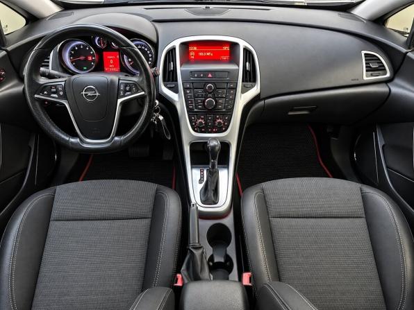 Opel Astra J Рестайлинг с пробегом 2012 года, цена 720 000 рублей, 219104 км, хэтчбек, Автокод Объявления