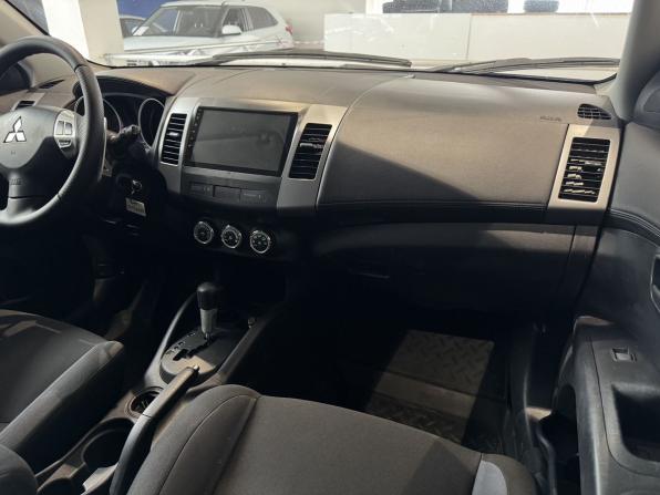 Mitsubishi Outlander II Рестайлинг с пробегом 2009 года, цена 940 000 рублей, 226254 км, внедорожник, Автокод Объявления