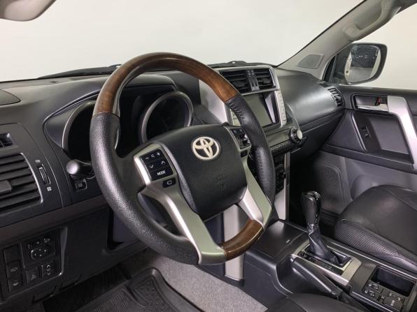 Toyota Land Cruiser Prado 150 Series с пробегом 2011 года, цена 2 125 000 рублей, 209850 км, внедорожник, Автокод Объявления
