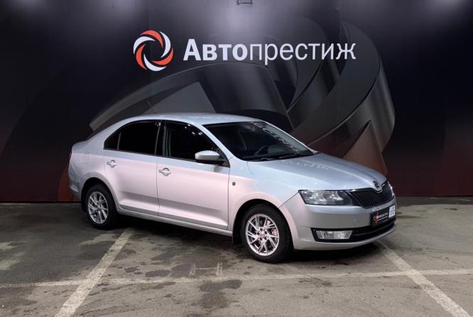 Skoda Rapid I с пробегом 2014 года, цена 870 000 рублей, 130104 км, лифтбек, Автокод Объявления