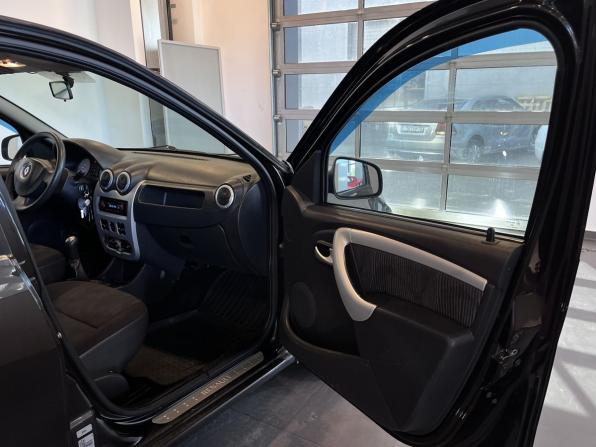 Renault Sandero I с пробегом 2011 года, цена 435 000 рублей, 209045 км, хэтчбек, Автокод Объявления
