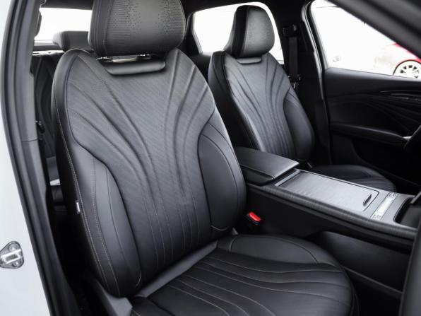 Geely Preface I с пробегом 2024 года, цена 2 739 000 рублей, 31298 км, седан, Автокод Объявления