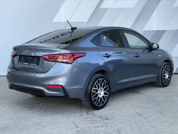 Hyundai Solaris II с пробегом 2018 года, цена 1 158 000 рублей, 128115 км, седан, Автокод Объявления