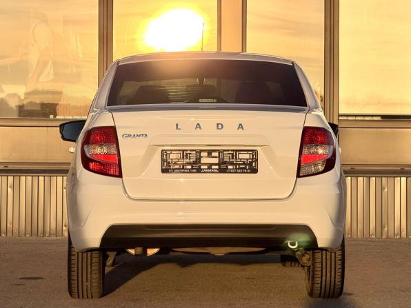 Lada (ВАЗ) Granta I Рестайлинг с пробегом 2023 года, цена 850 000 рублей, 33744 км, седан, Автокод Объявления