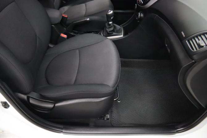 Hyundai Solaris I Рестайлинг с пробегом 2015 года, цена 825 250 рублей, 117076 км, хэтчбек, Автокод Объявления