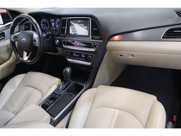 Hyundai Sonata VII (LF) Рестайлинг с пробегом 2019 года, цена 1 649 000 рублей, 169600 км, седан, Автокод Объявления