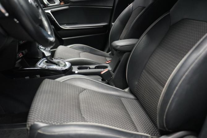 Kia Ceed III с пробегом 2019 года, цена 1 865 000 рублей, 127000 км, хэтчбек, Автокод Объявления