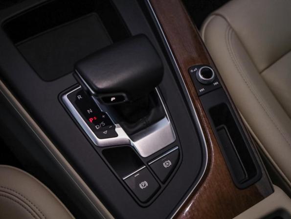Audi A4 V (B9) Рестайлинг с пробегом 2020 года, цена 3 149 000 рублей, 87200 км, седан, Автокод Объявления