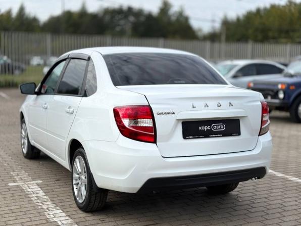 Lada (ВАЗ) Granta I Рестайлинг с пробегом 2024 года, цена 901 000 рублей, 33617 км, лифтбек, Автокод Объявления