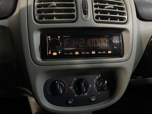 Renault Symbol I Рестайлинг с пробегом 2004 года, цена 215 900 рублей, 300000 км, седан, Автокод Объявления