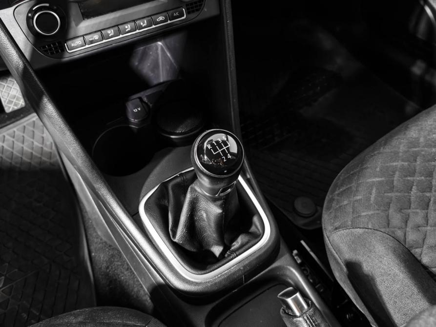 Volkswagen Polo V Рестайлинг Санкт-Петербург  - изображение 11