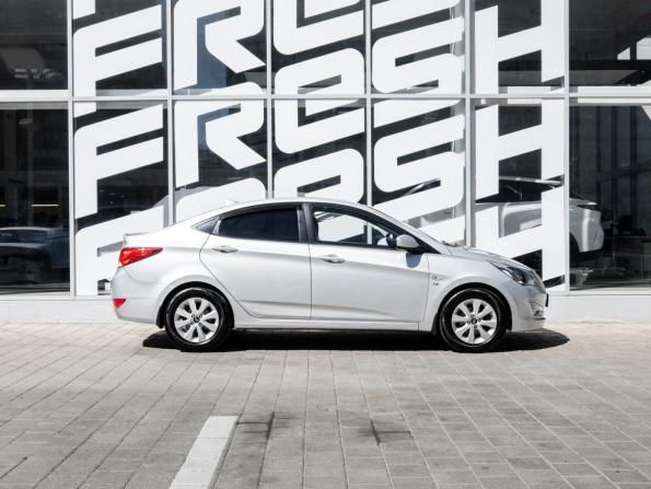 Hyundai Solaris I Рестайлинг с пробегом 2016 года, цена 1 050 000 рублей, 238489 км, седан, Автокод Объявления
