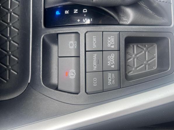 Toyota RAV4 V (XA50) с пробегом 2021 года, цена 3 780 000 рублей, 84594 км, внедорожник, Автокод Объявления