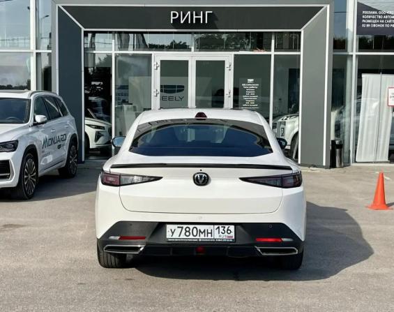 Changan Lamore с пробегом 2023 года, цена 1 820 000 рублей, 48778 км, седан, Автокод Объявления