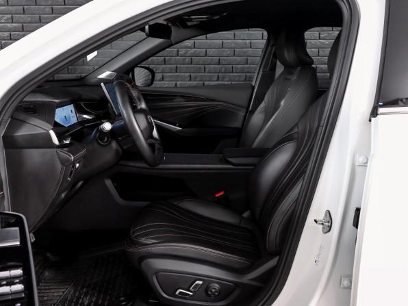 Geely Preface I с пробегом 2024 года, цена 2 650 000 рублей, 37500 км, седан, Автокод Объявления