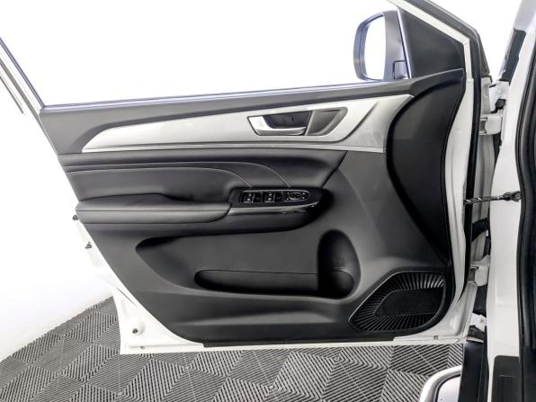 Haval M6 II с пробегом 2024 года, цена 1 795 000 рублей, 27981 км, внедорожник, Автокод Объявления